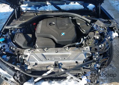 2021 BMW 330I xDrive z USA, uszkodzony, nr VIN 3MW5R7J03M8C02195